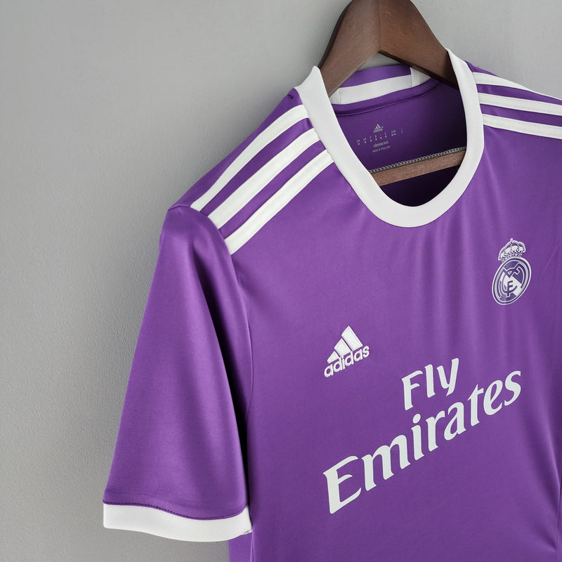 Real Madrid 16-17 Retro Away