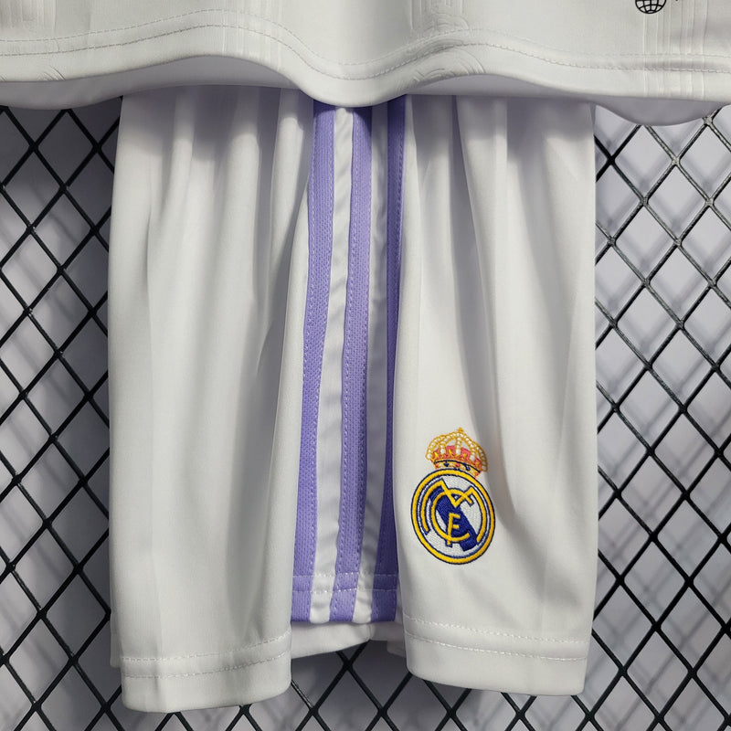 Kit Infantil Real Madrid Titular 22/23